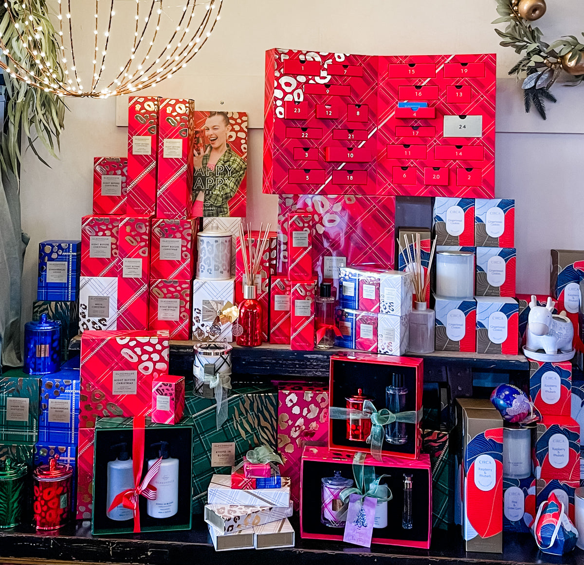 X Candles & Gifts Harley and Rose Florist